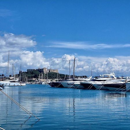 Hotel Escapade Antiboise Avec Parking Inclus Antibes Zewnętrze zdjęcie
