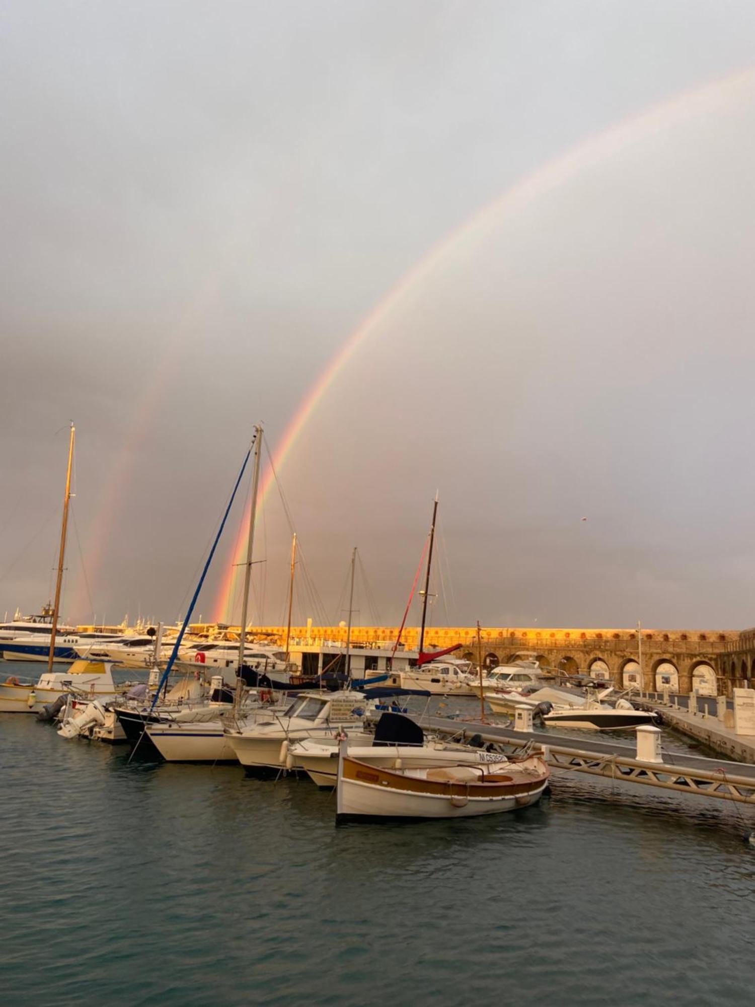Hotel Escapade Antiboise Avec Parking Inclus Antibes Zewnętrze zdjęcie