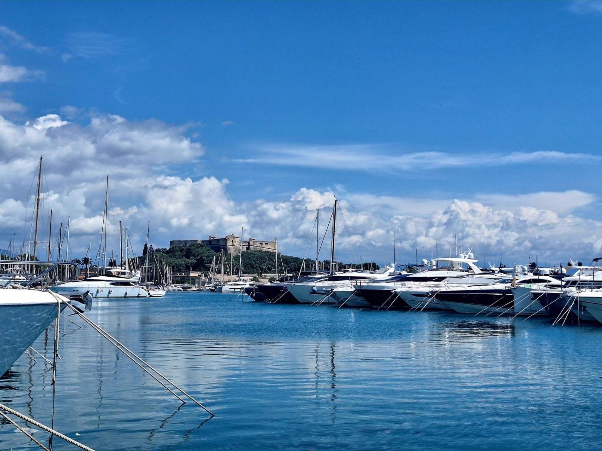 Hotel Escapade Antiboise Avec Parking Inclus Antibes Zewnętrze zdjęcie